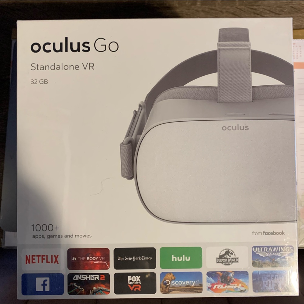 BRAND NEW OCULUS GO